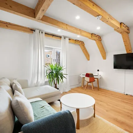 Karibu Nyumbani - Tolle Maisonette-wohnung Mit Arbeitsplatz Und Balkon