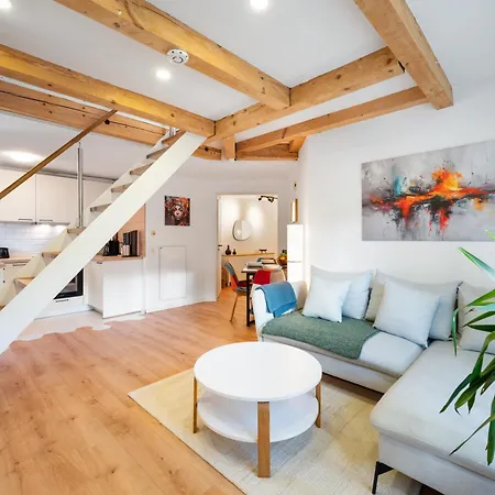 Apartment Karibu Nyumbani - Tolle Maisonette-wohnung Mit Arbeitsplatz Und Balkon Aidlingen
